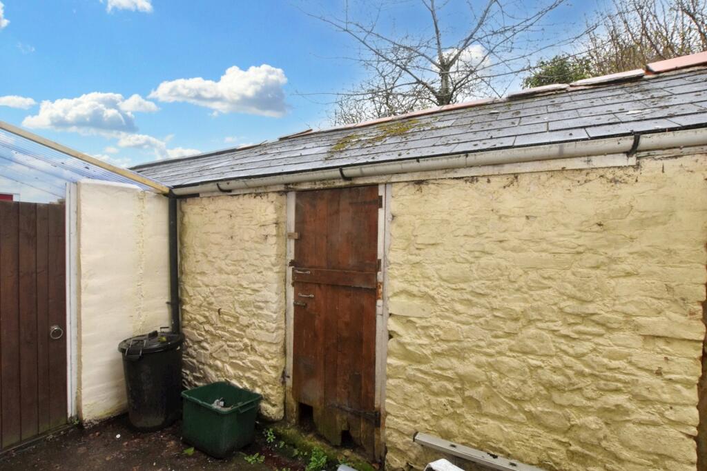 Shed