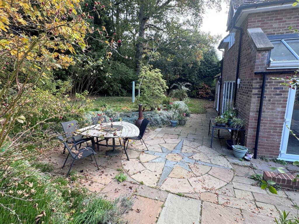 Grd patio area 1.JPG