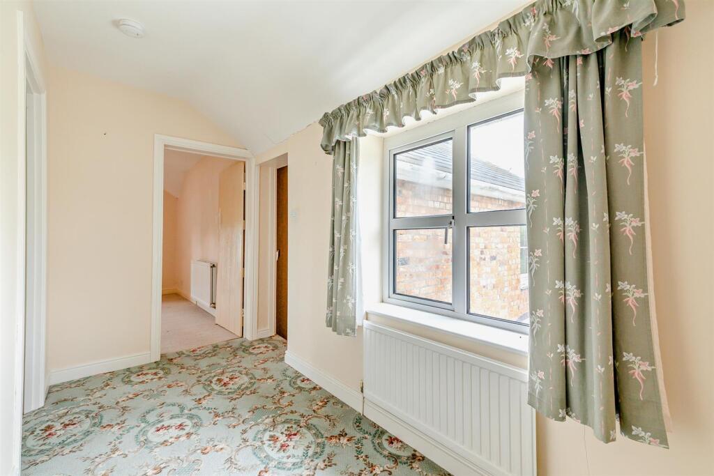 8644580-interior03-V2-800.jpg