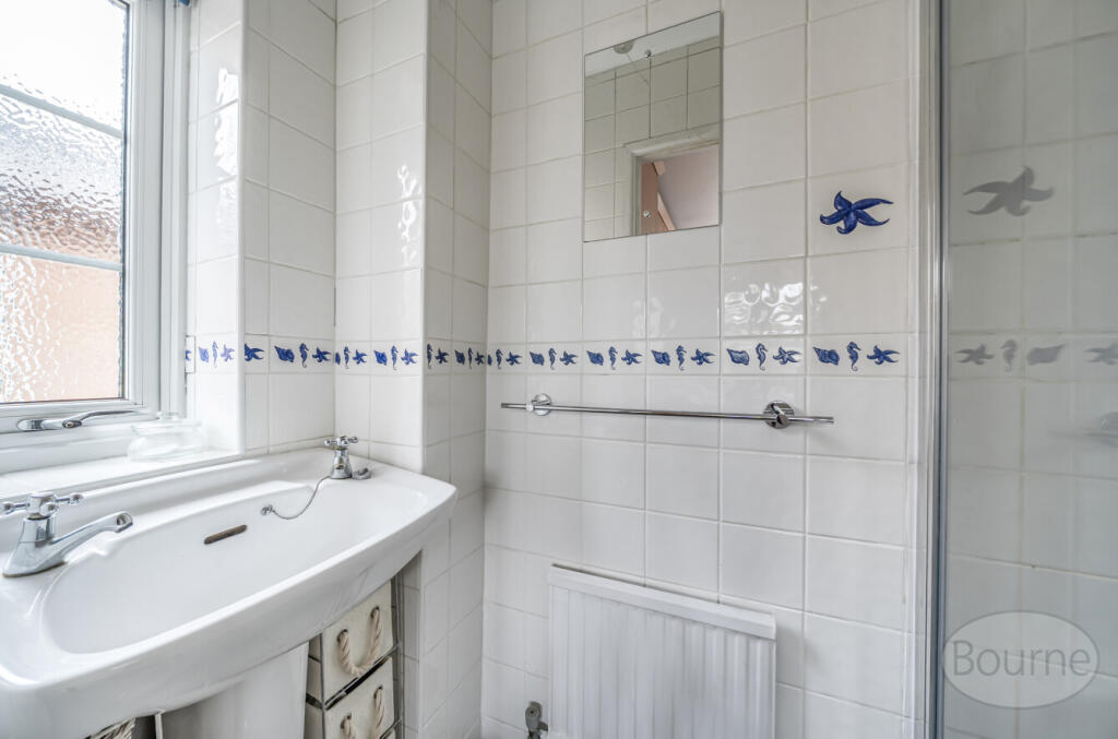 15f60999-5ee6-44e...