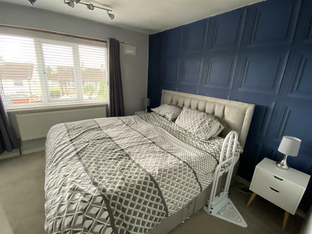 Bedroom no.2 rear double: