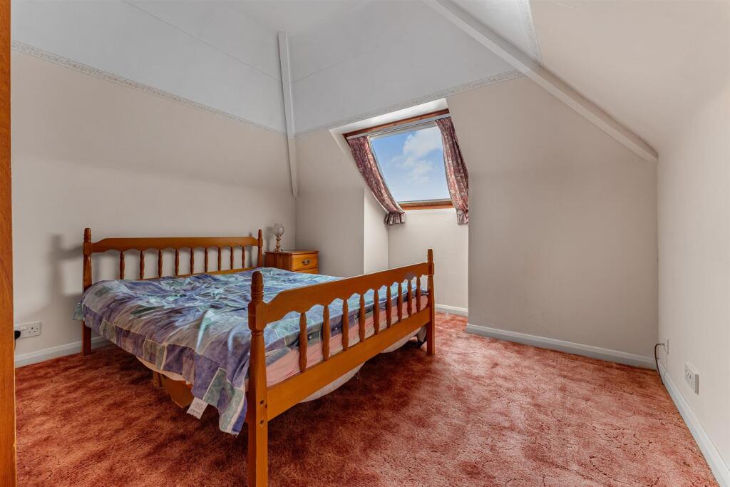First Floor Side Bedroom