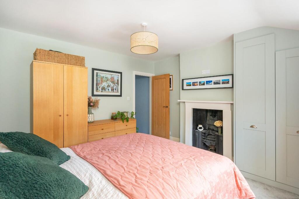 0B9RAD - Bedroom E.jpg