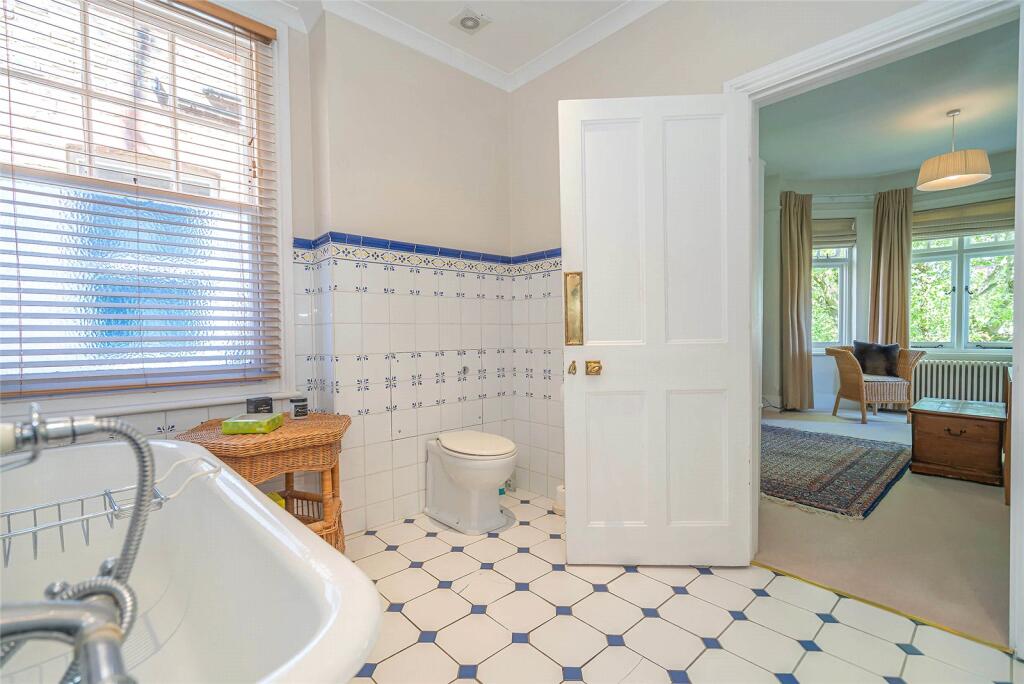 Bedroom 1 En-Suite B