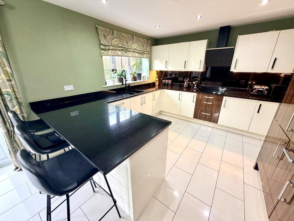 Elmwood Avenue, Essington, Wolverhampton, WV11
