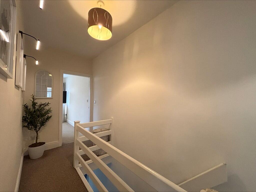 processed-ECECE5D...