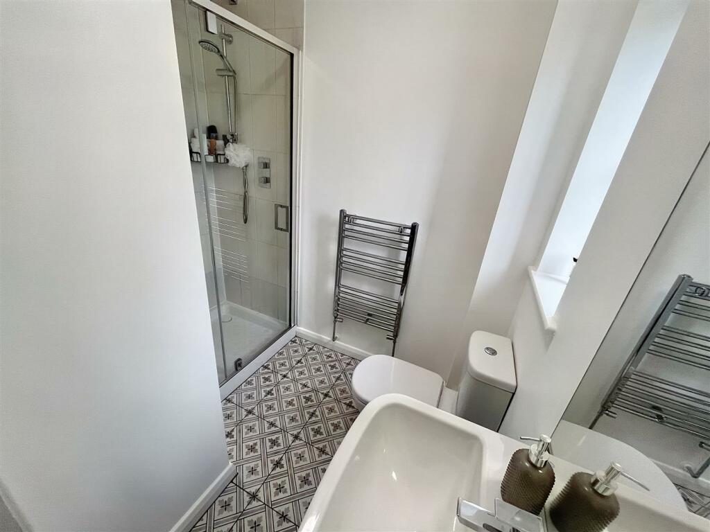 Ensuite