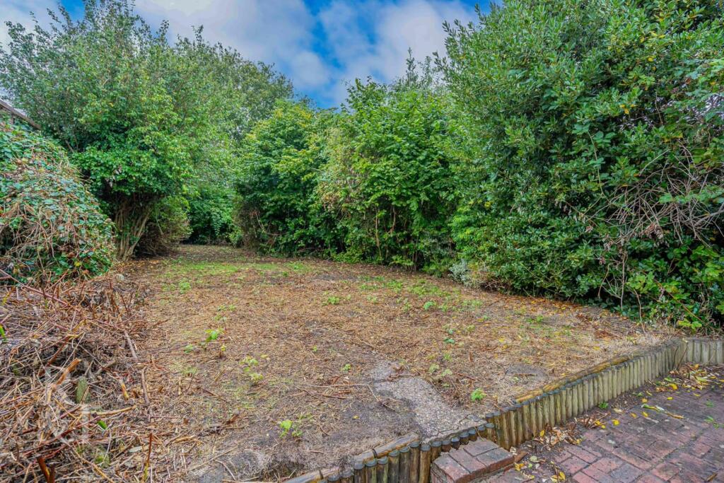 Hollybush Lane (12).jpg
