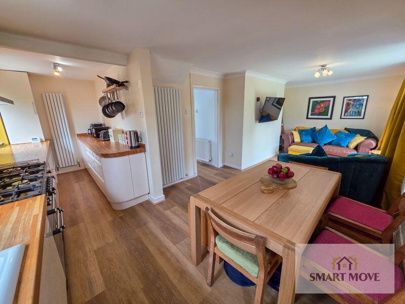 Open Plan Kitchen &amp; Family Room