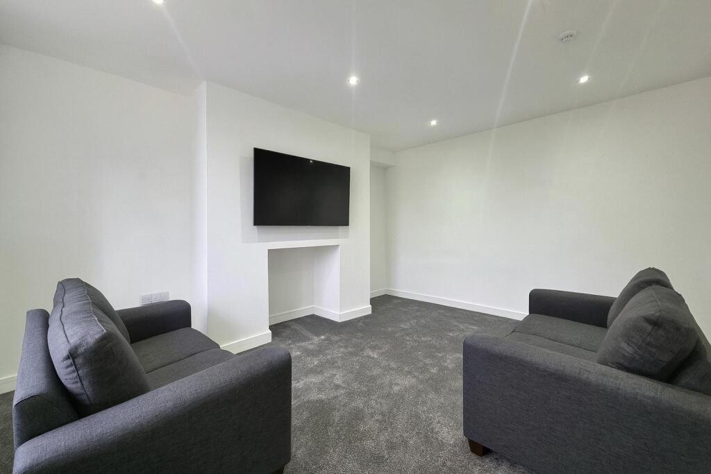 Furnished lounge.jpg