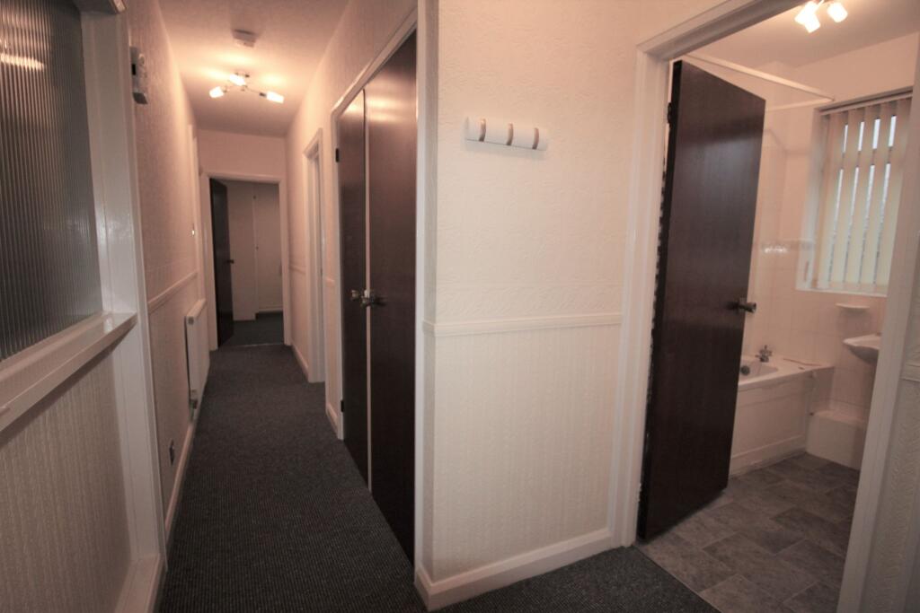 Photograph 9