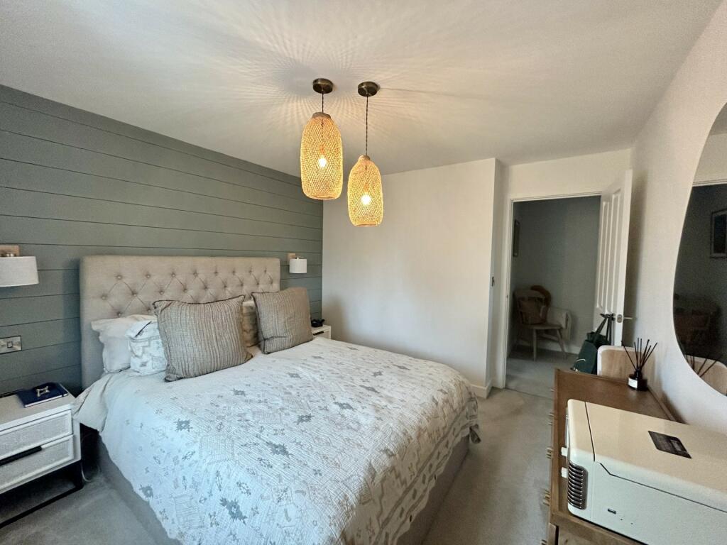 Bed 1(2)