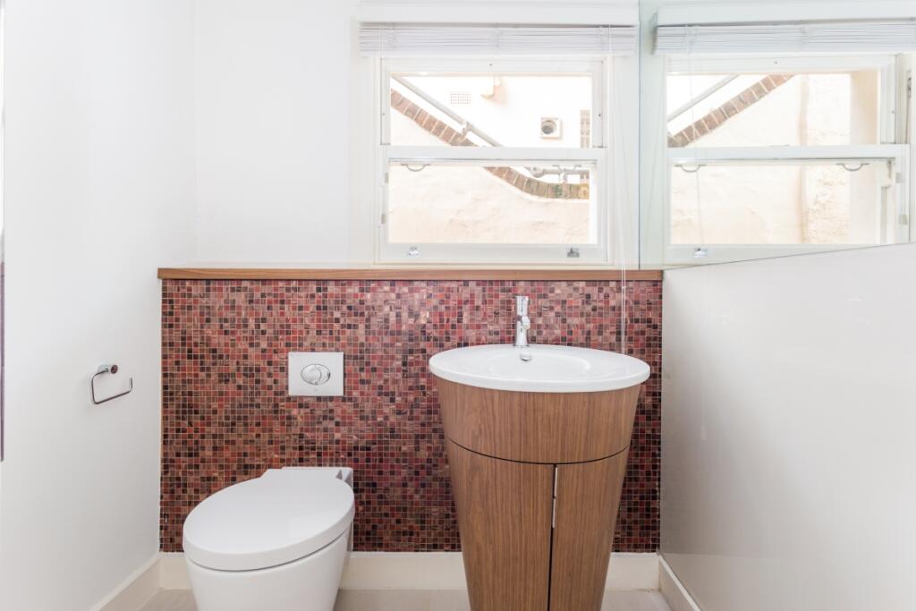 Coolhurst Road, 2...