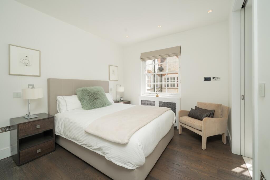 Cadogan Square