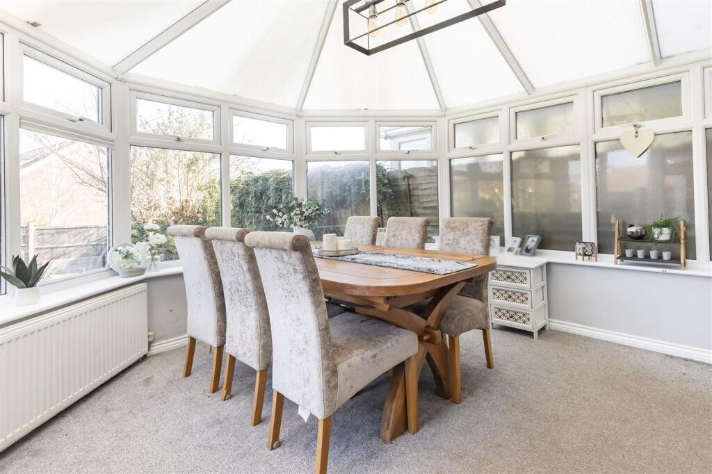 12 Forest Dr (7).jpg