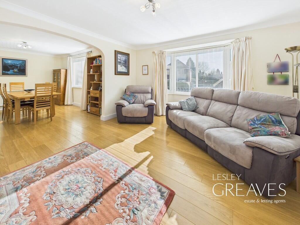 Living/Dining Roo...