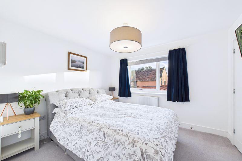 Main bedroom