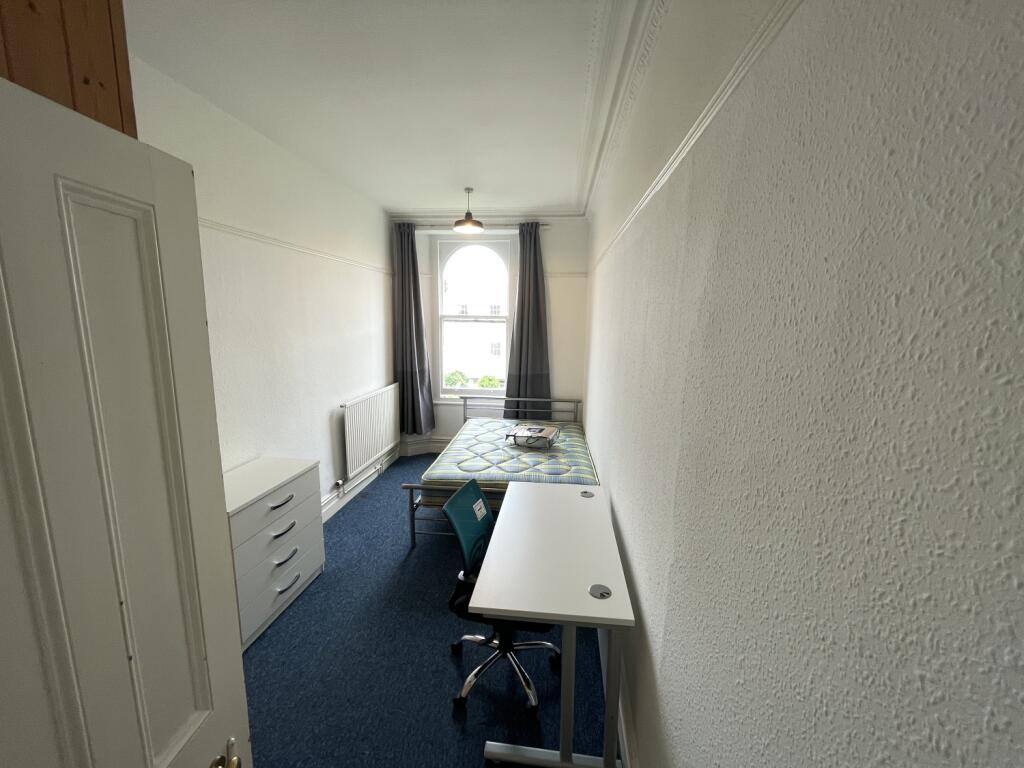 9D1DFF2C-9B75-429C-A8FE-8FB5A3AC6F93