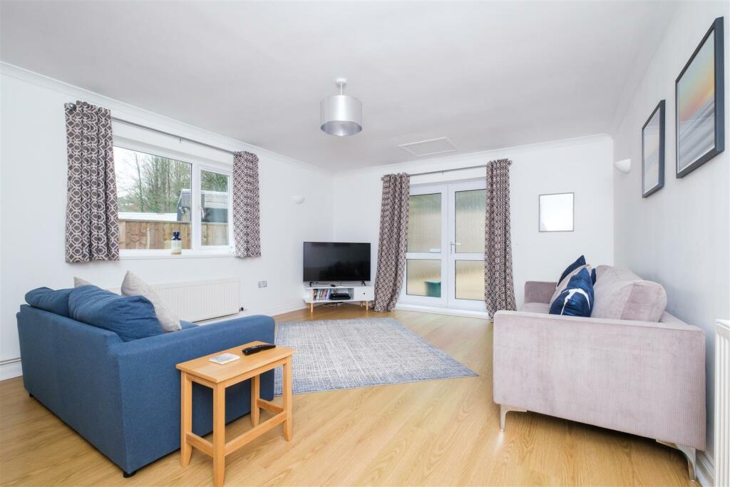 Parry Keveral Bay Cottage-5.jpg
