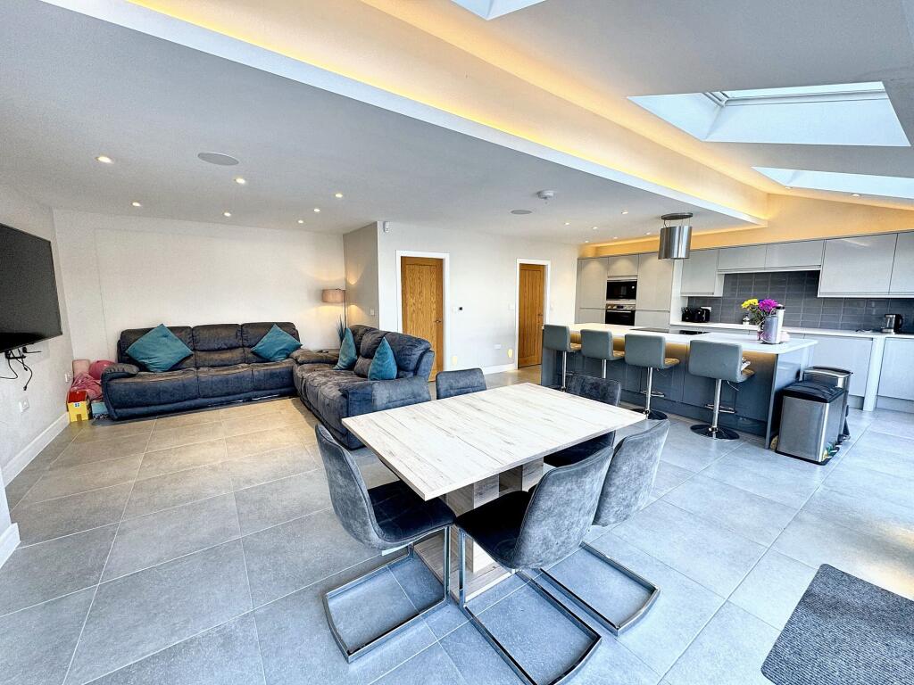 Kitchen-Dining-Family Room