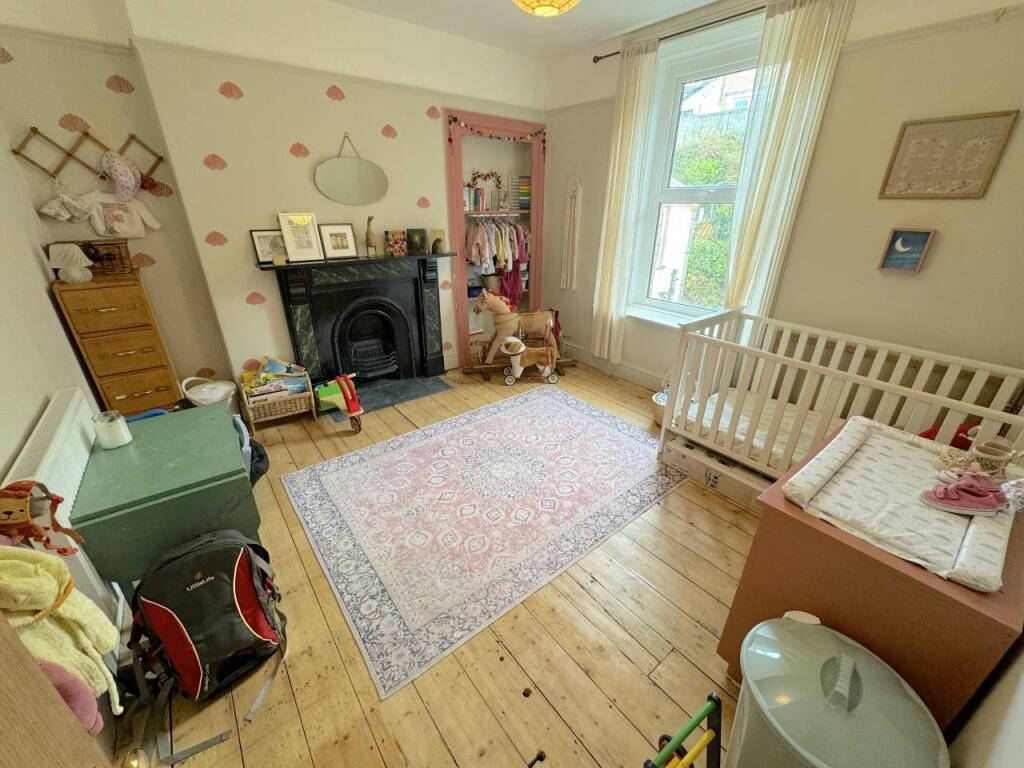 Bedroom2