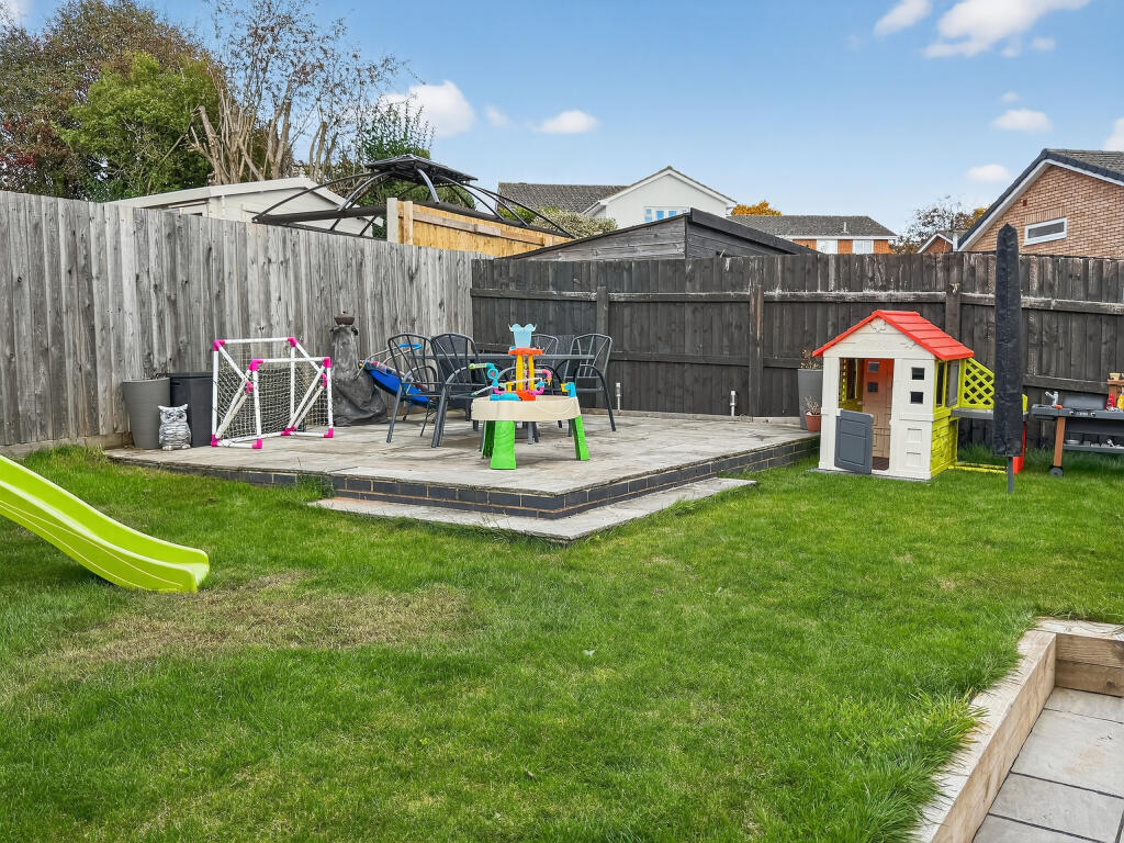 Rear Enclosed Garden