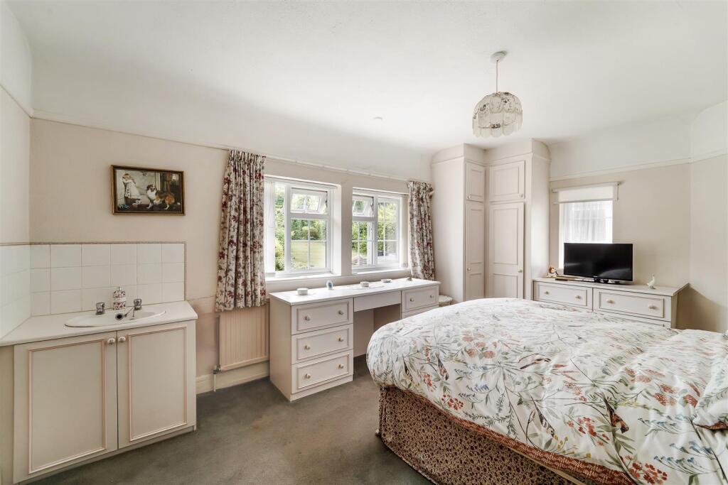 HILLSIDE, 13 (17).jpg