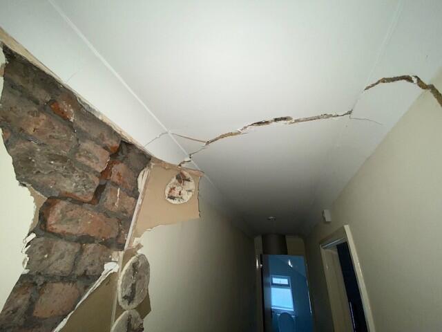 Crack 5 T202510231634.jpg