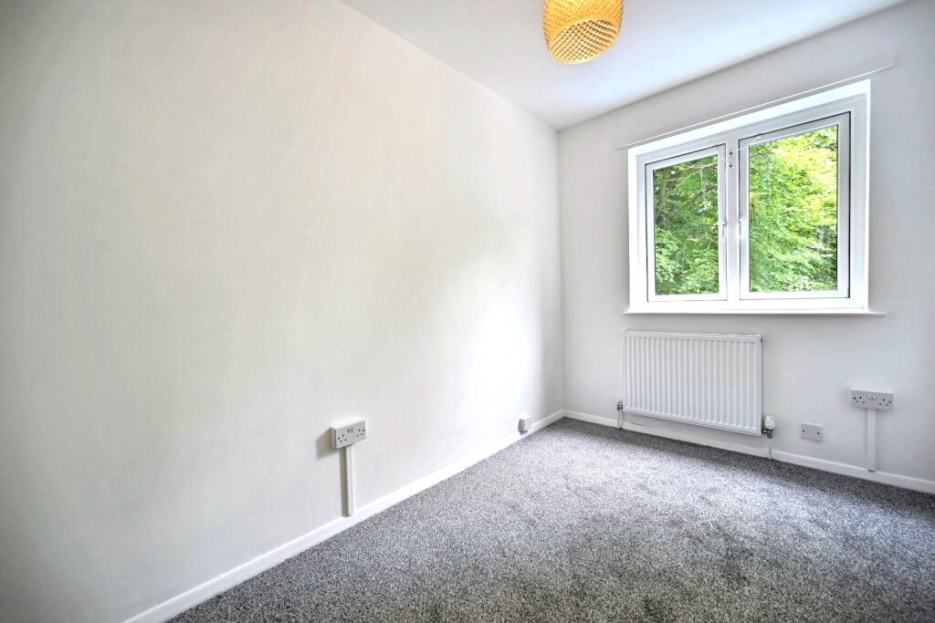 Flat 27, The Hill, Church Hill, Caterham, CR3 6SD