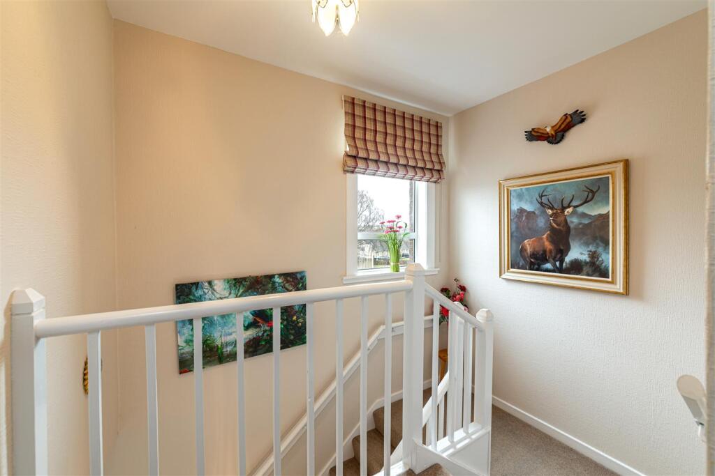1 Glenburn Avenue Newtown St Boswells 35.JPG