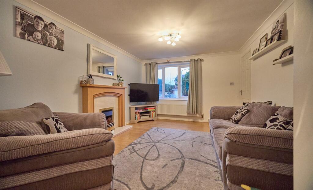 Front Lounge