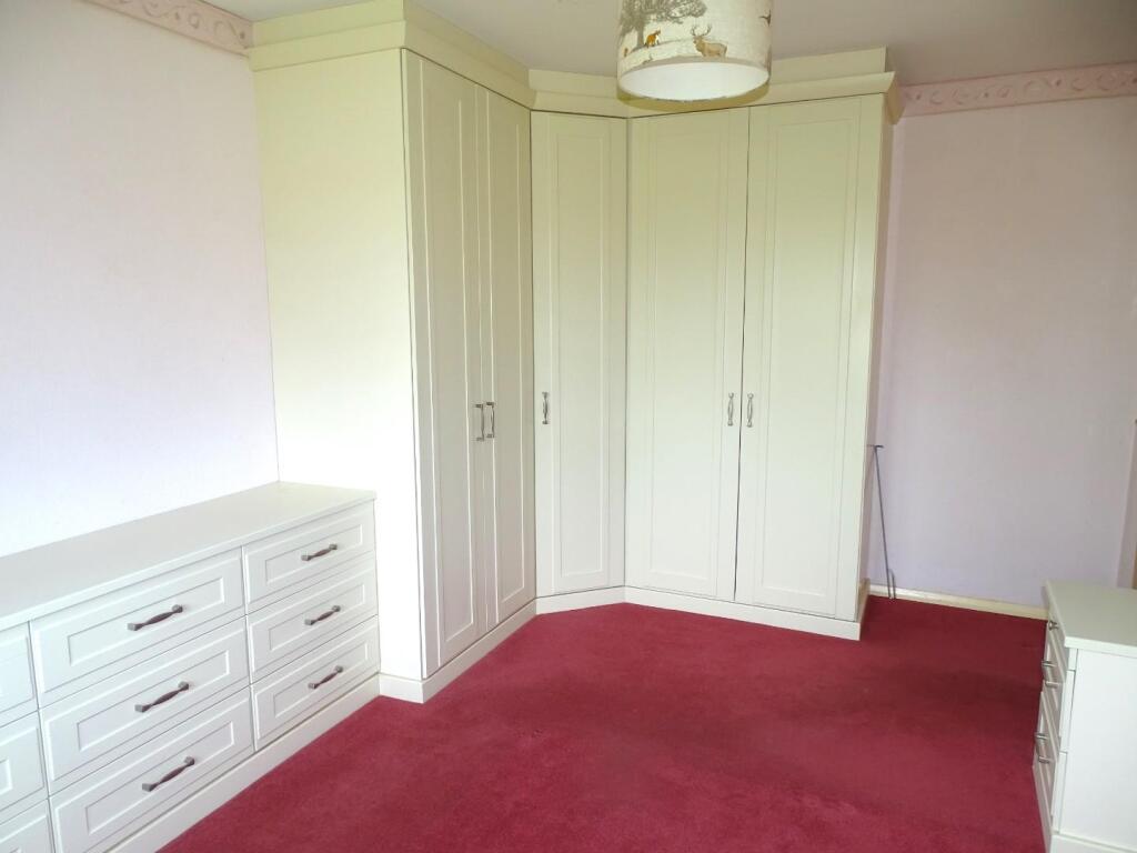 FITTED WARDROBES AND DRAWER UNITS