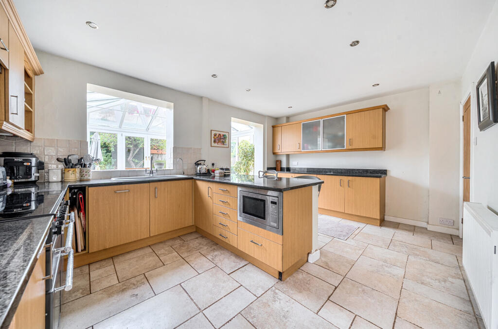 1345298-3-68ad8f6...