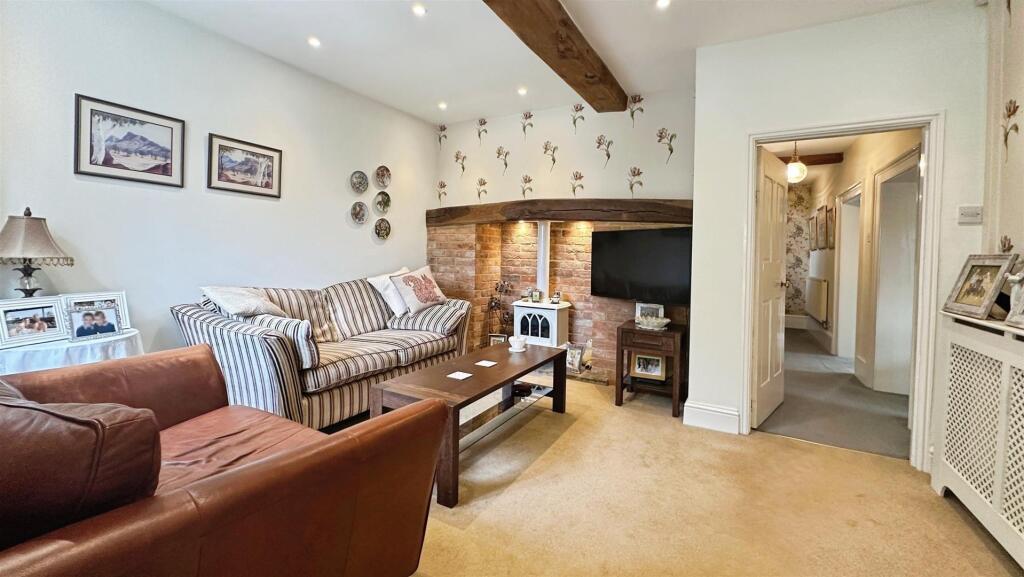 1f91a6a9--4813-B034-896B00A2A840-66306-00001570F2B