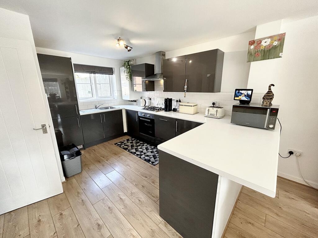 Lounge / Diner / Kit