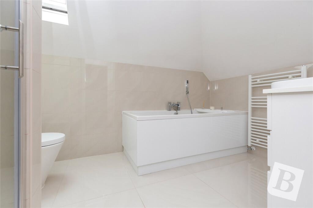 Principal Bathroom