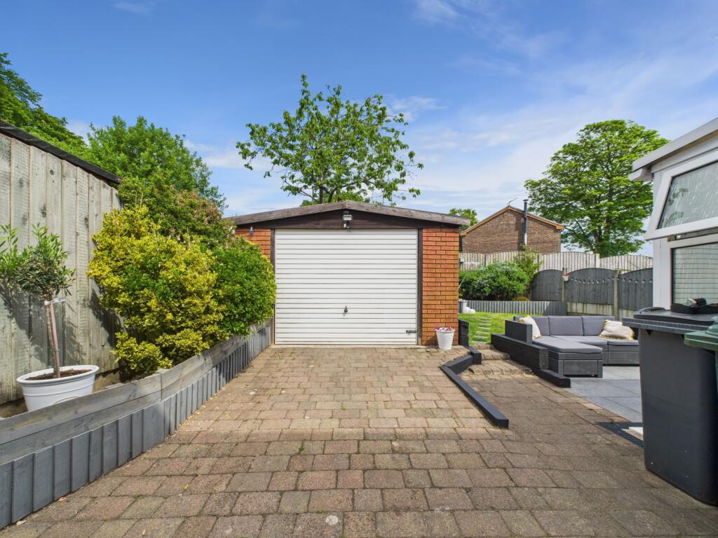 Side Drive to Detached Garage