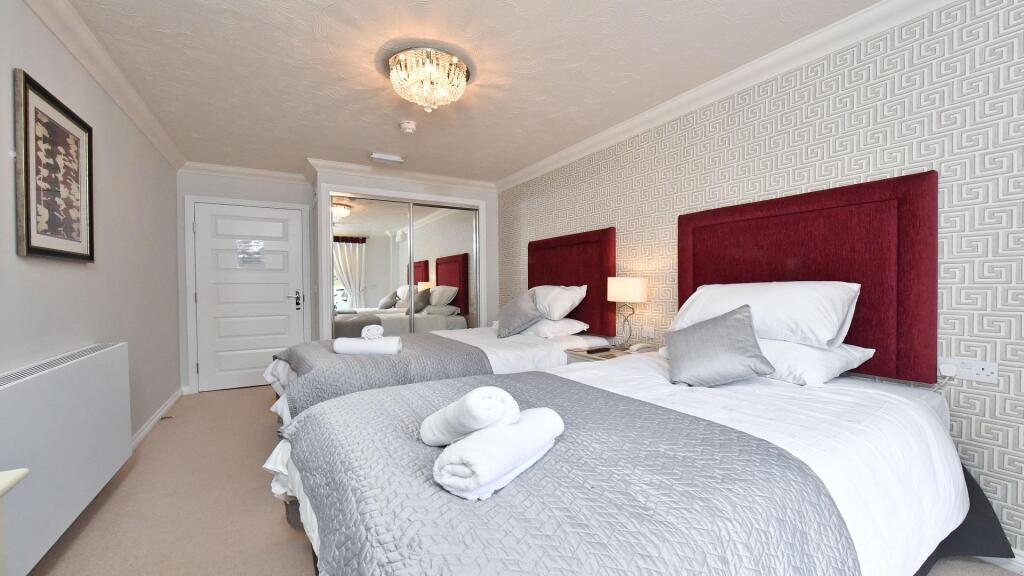 Guest Suite.jpg
