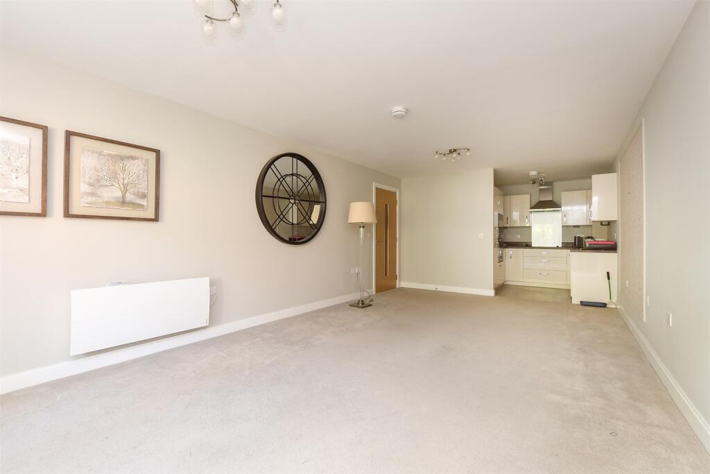 Kitchen Lounge/Diner