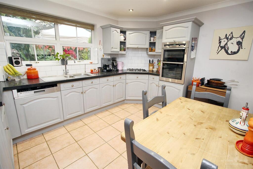 Kitchen Breakfast Room