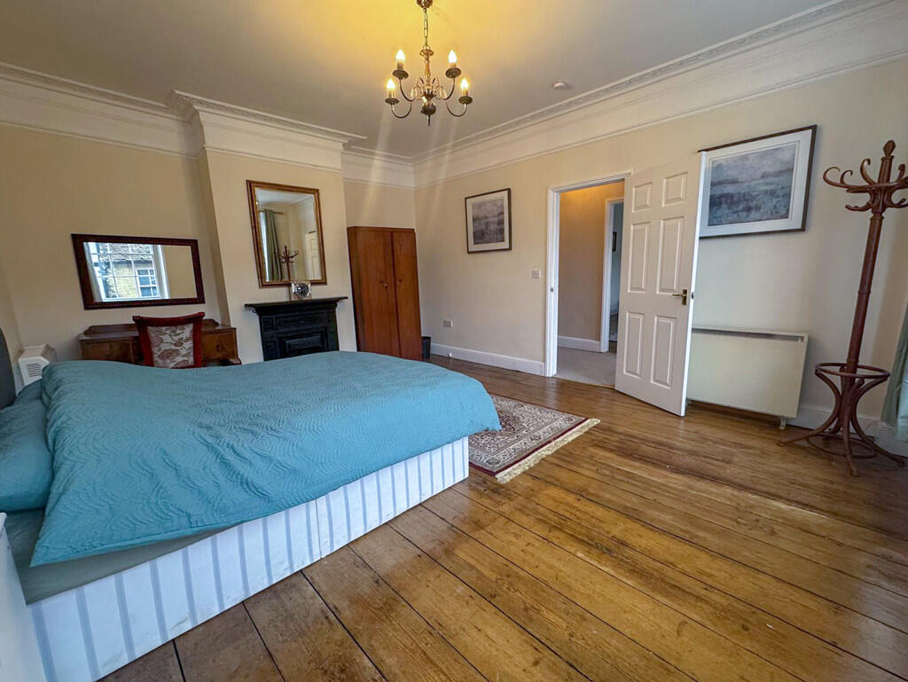 bc7deb51-a34a-400...