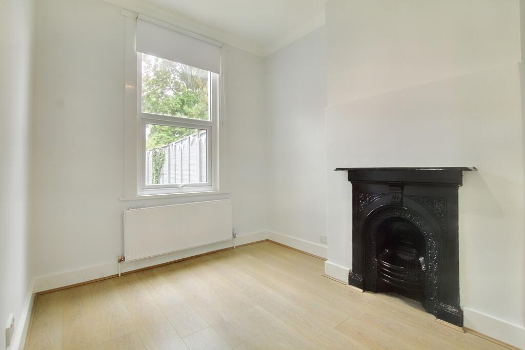 3.dining room.jpg