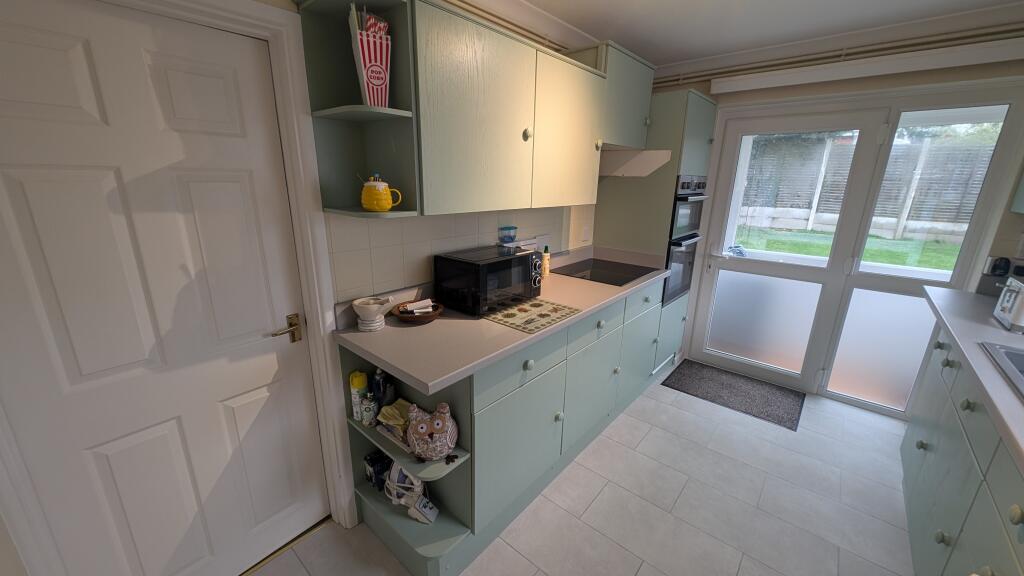 PXL_20251111_1119040