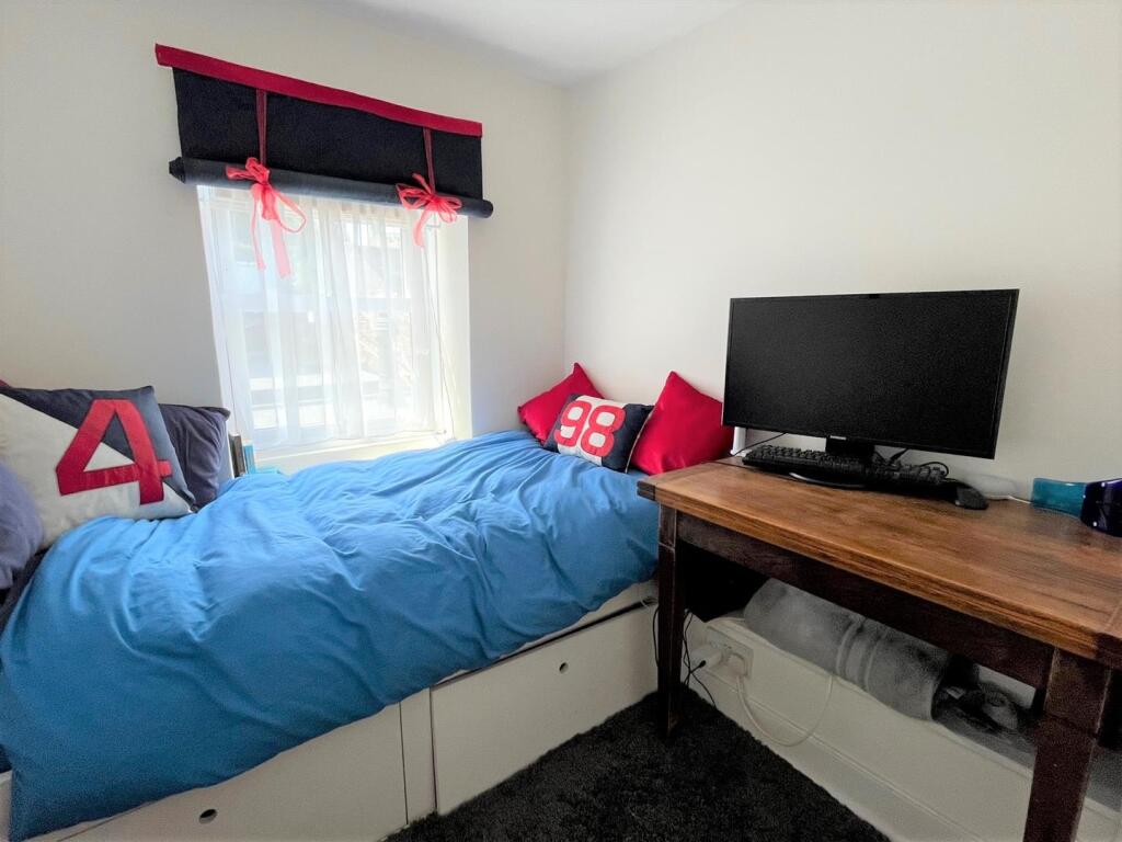 Bedroom 3.jpg