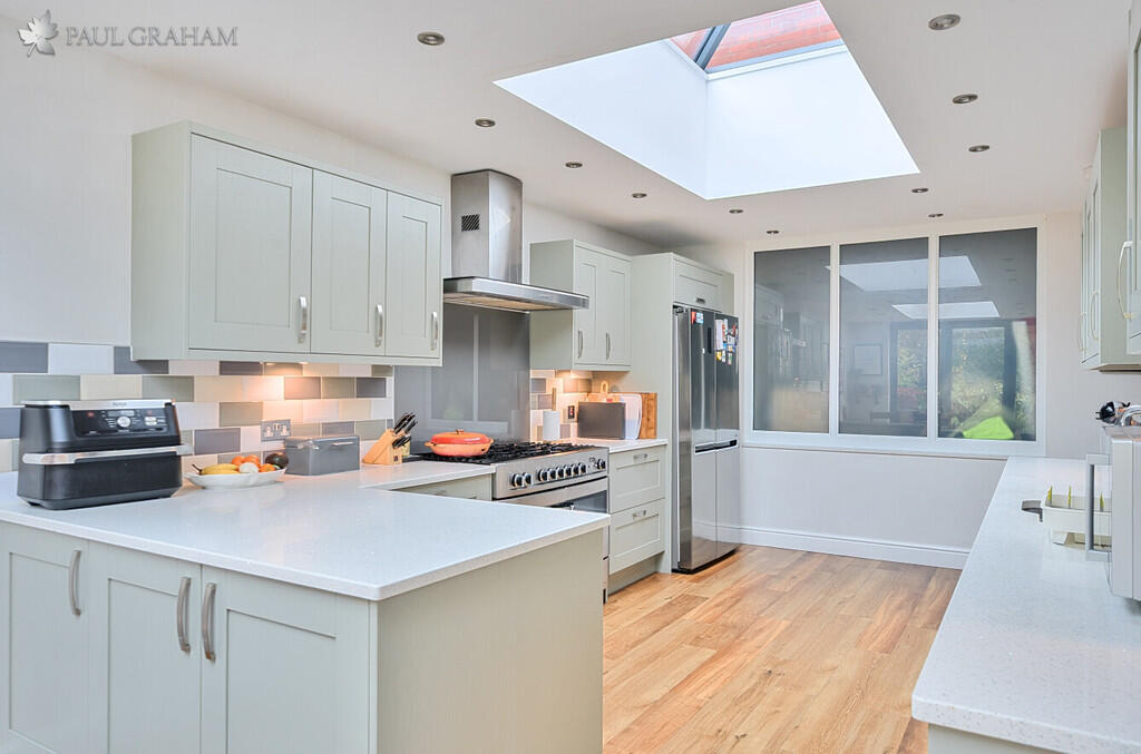 8bdf9d05-5d86-4ba...