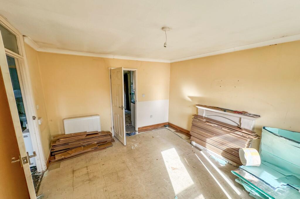 8 Harris Road, Ashton Keynes, Wiltshire, SN6 6PQ