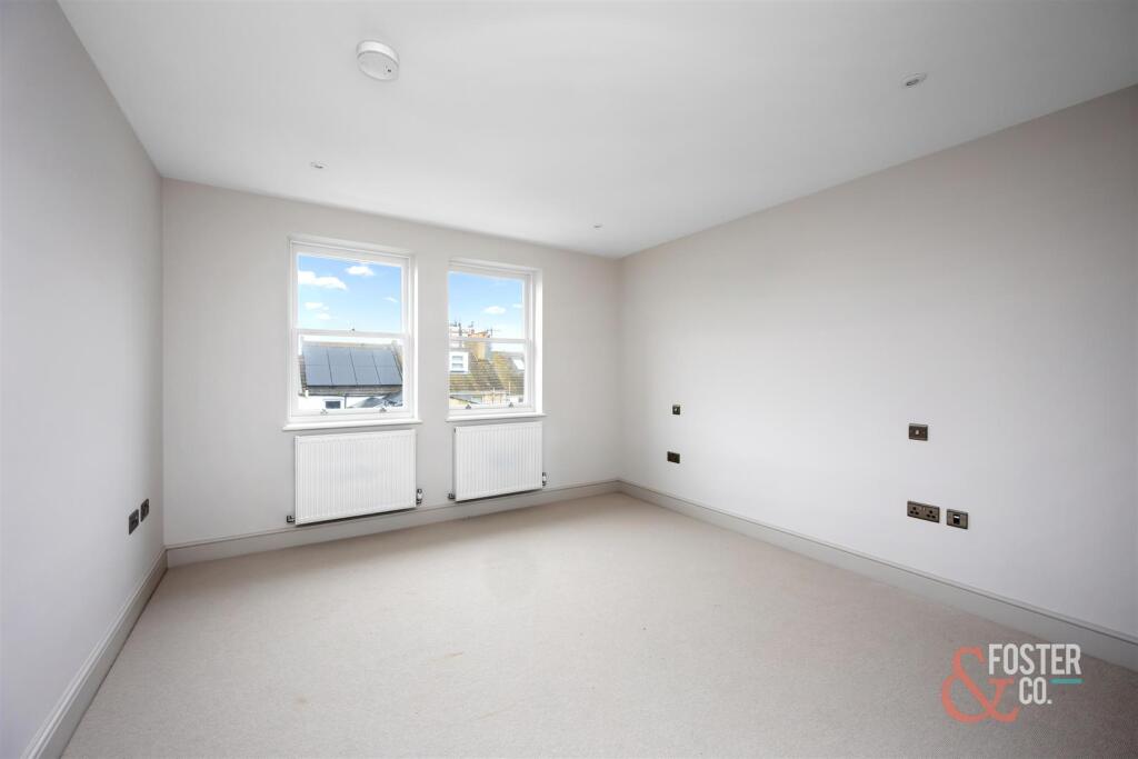 Clarendon Villas, 51 - Flat 7-005.jpg