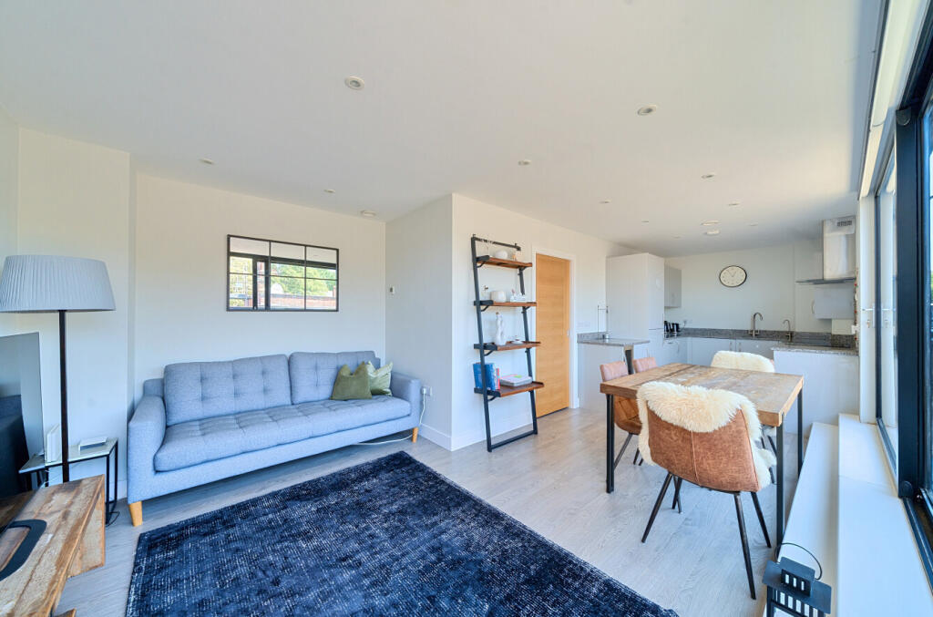 1312156-18-6852e3...