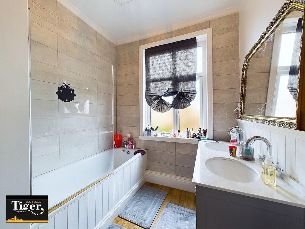 CAM03440G0-PR0244...