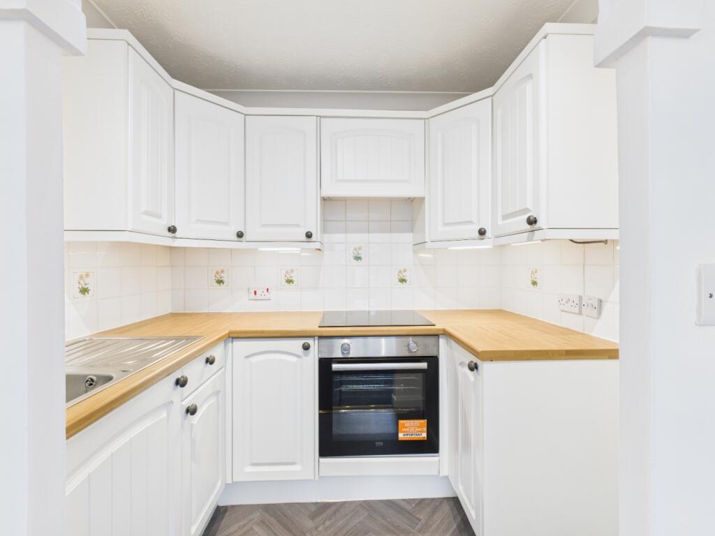 Kitchen - Mere Court - EweMove Estate Agents